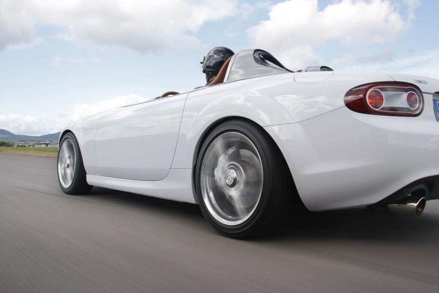  Mazda MX-5 Super Lightweight Version 2009 года  (фото 88 из 99)